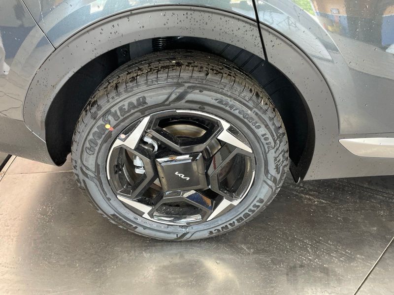 New 2026 Kia Sportage Hybrid SUV