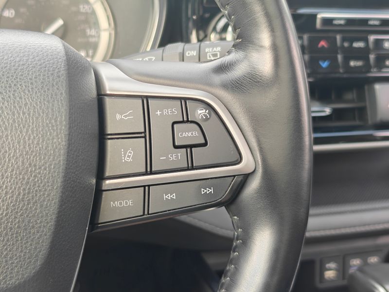 Used 2022 Toyota Highlander SUV
