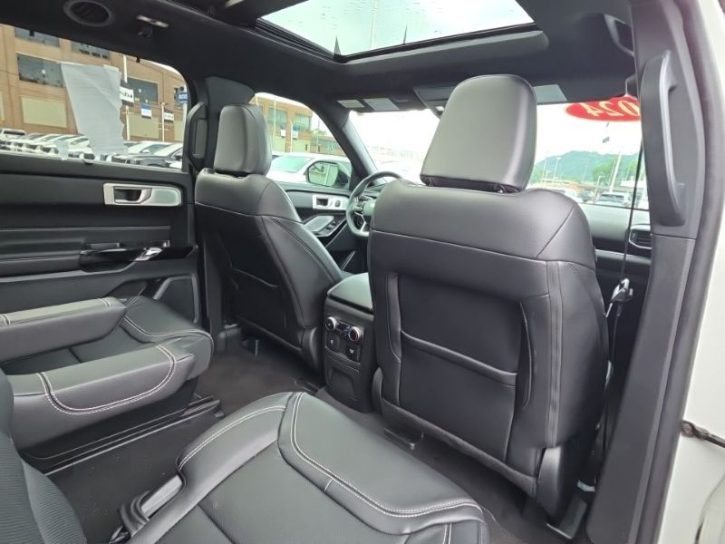 Used 2024 Ford Explorer SUV