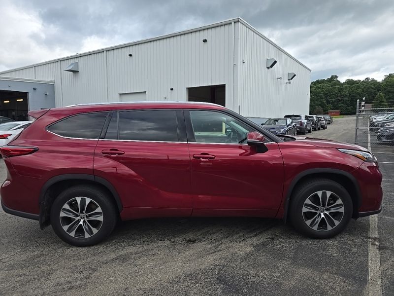 Used 2020 Toyota Highlander SUV