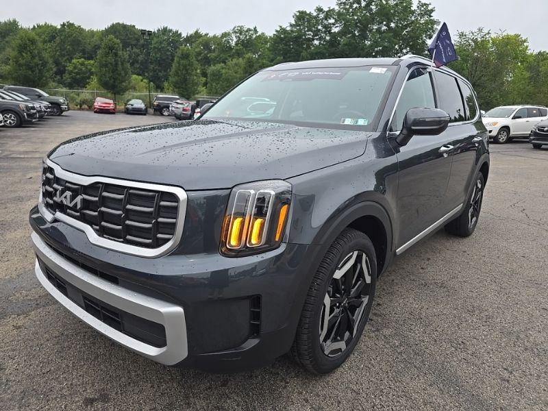 Used 2024 Kia Telluride SUV