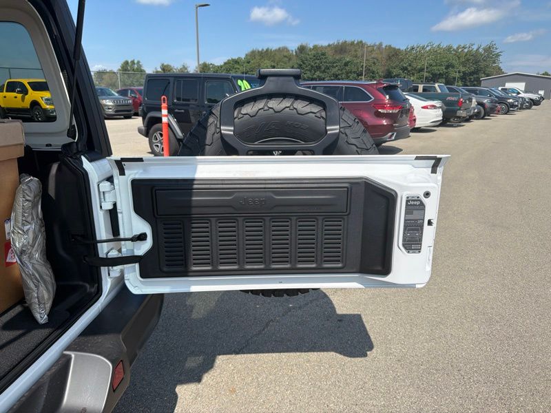 New 2026 Jeep Wrangler SUV
