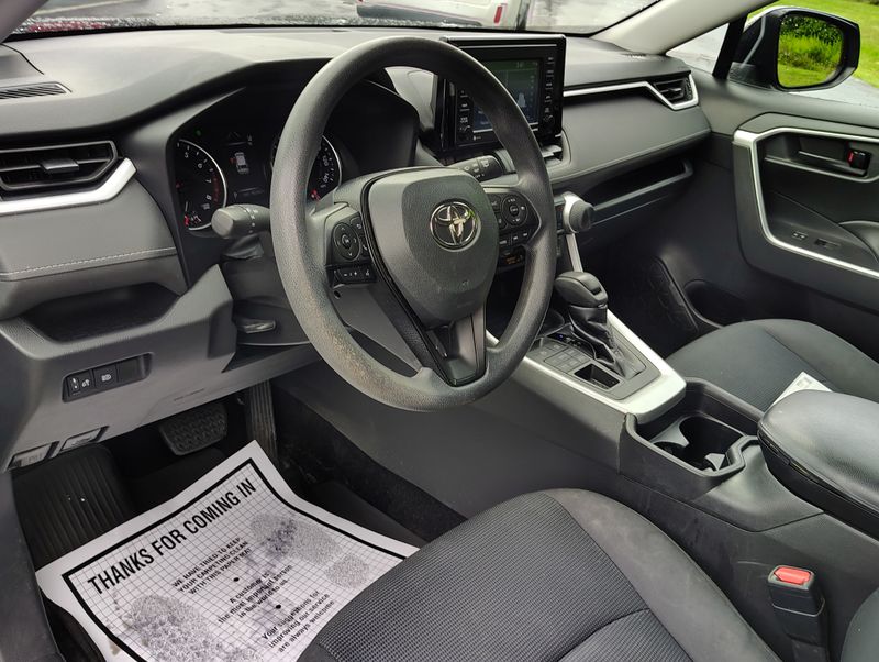 Used 2021 Toyota RAV4 SUV
