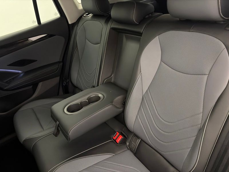 Used 2025 Volkswagen Tiguan SUV