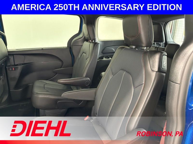 New 2027 Chrysler Pacifica Van