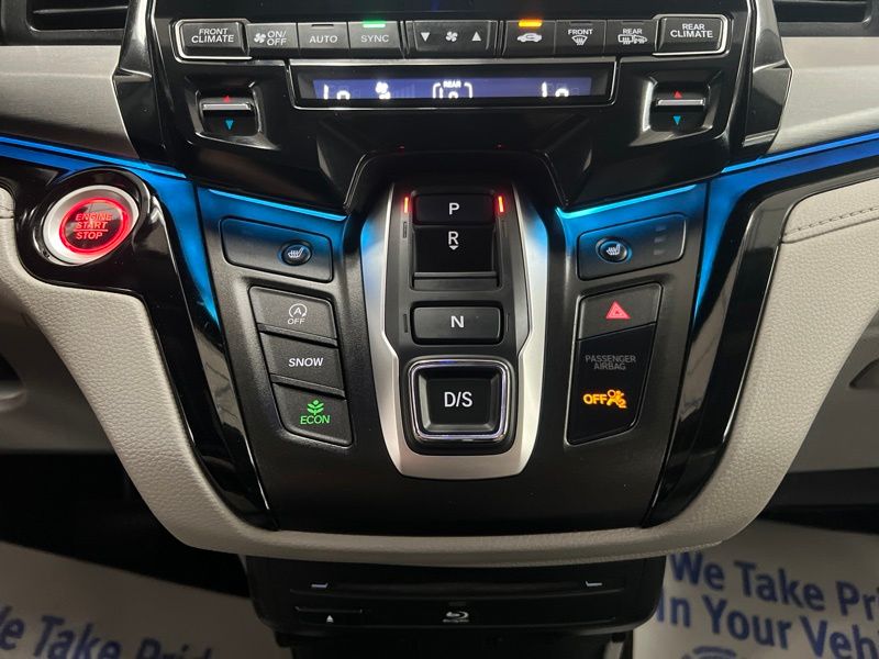 Used 2023 Honda Odyssey Van