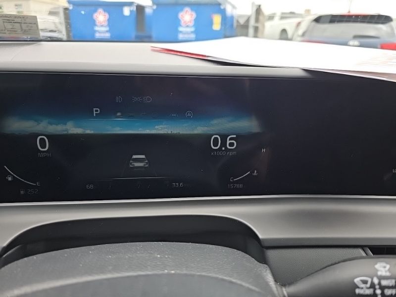 Used 2025 Kia Seltos SUV