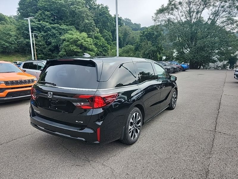 Used 2025 Honda Odyssey Van