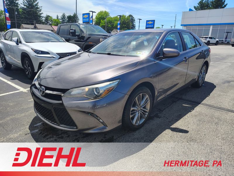 2017 Toyota Camry 2.5 Auto SE's photo