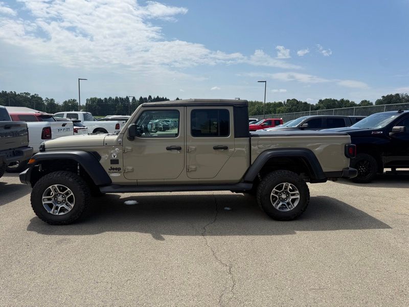 Used 2020 Jeep Gladiator Truck