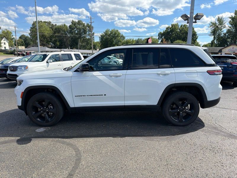 Used 2022 Jeep Grand Cherokee SUV