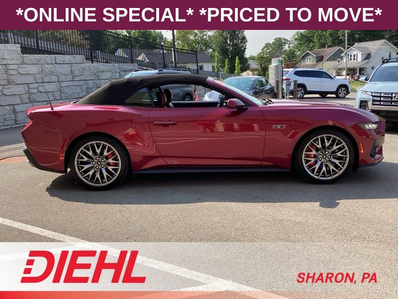 Used 2025 Ford Mustang Convertible