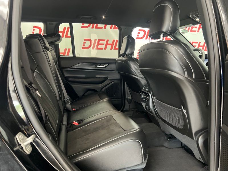 Used 2024 Jeep Grand Cherokee SUV