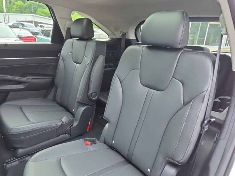 New 2026 Kia Sorento SUV