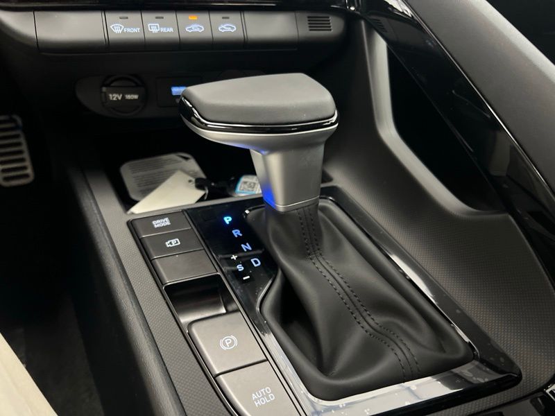 New 2026 Hyundai Elantra Hybrid Sedan