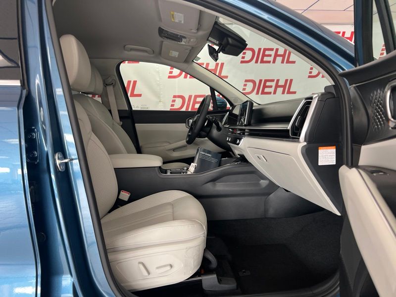 New 2026 Kia Sorento Hybrid SUV
