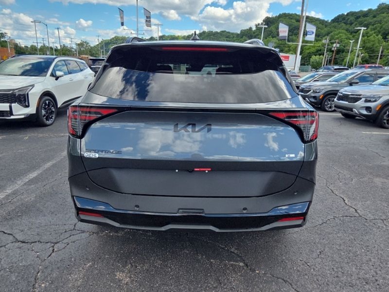 New 2026 Kia Sportage Hybrid SUV