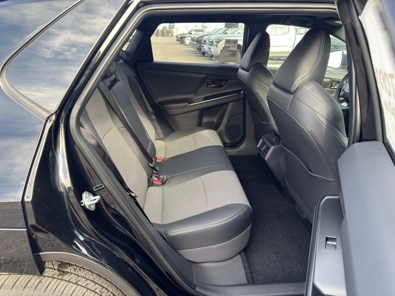 2026 Toyota bZ XLE - Photo 32