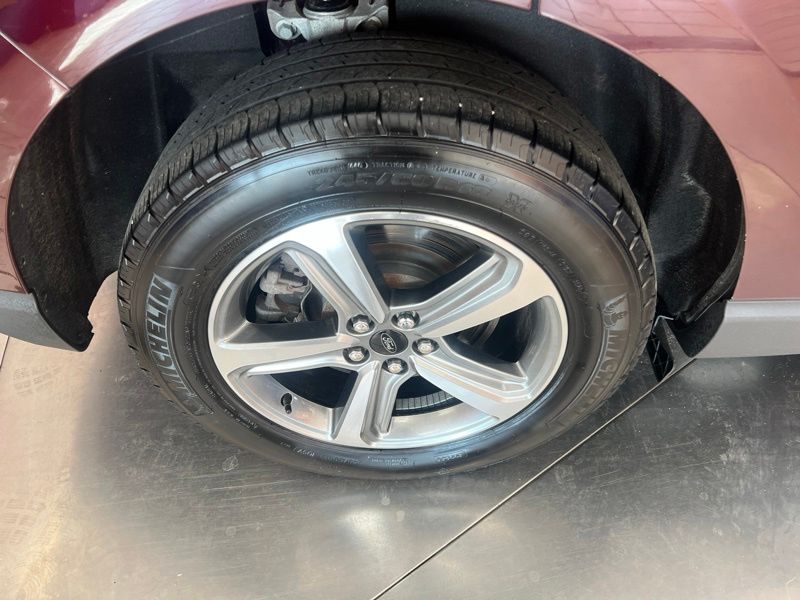 Used 2024 Ford Edge SUV