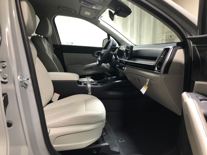 New 2026 Kia Sorento SUV
