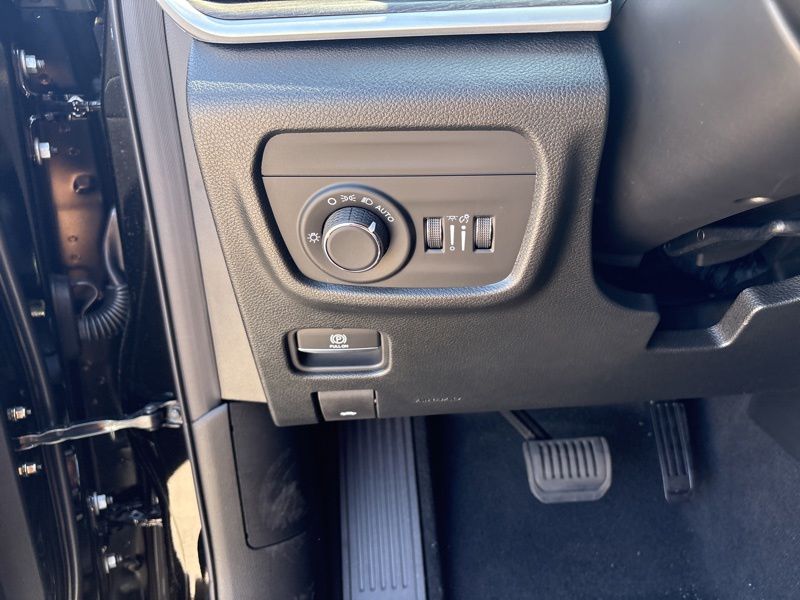 New 2026 Jeep Grand Cherokee L SUV