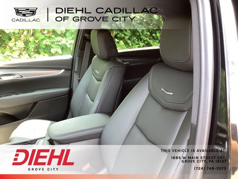 New 2026 Cadillac XT5 SUV