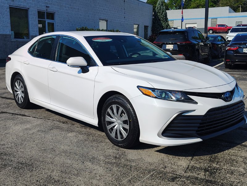 Used 2022 Toyota Camry Hybrid Sedan