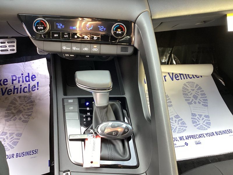 New 2026 Hyundai Elantra Sedan