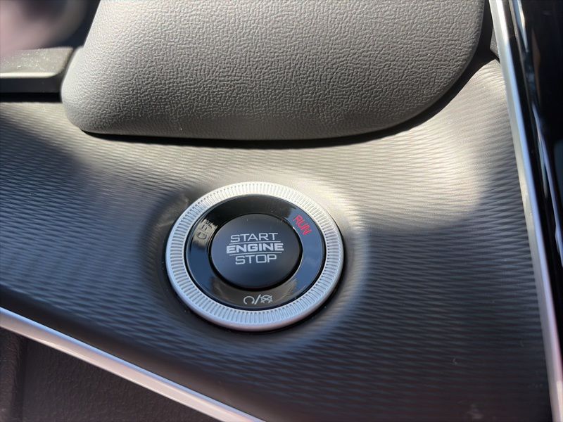 New 2025 Jeep Grand Cherokee L SUV