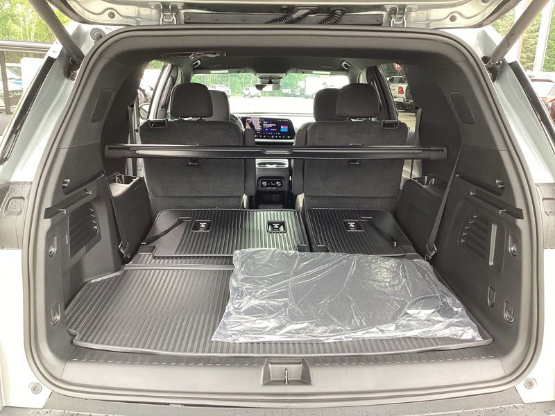 New 2027 Chevrolet Traverse SUV