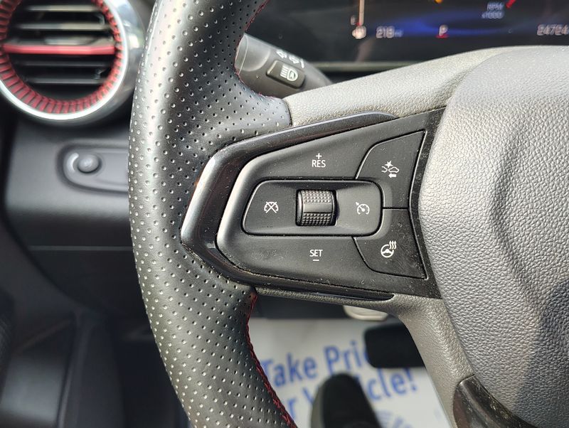 Used 2024 Chevrolet Trax SUV