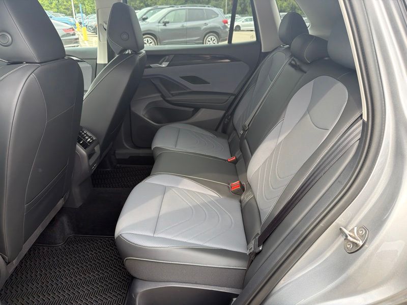 Used 2025 Volkswagen Tiguan SUV