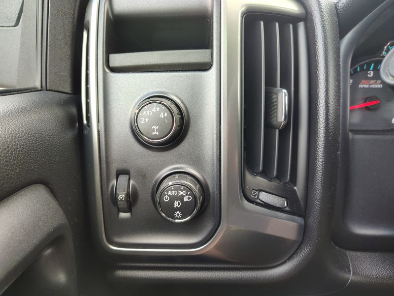 Used 2015 Chevrolet Silverado 1500 Truck