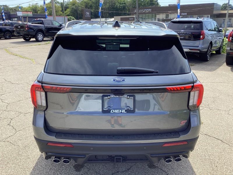 New 2026 Ford Explorer SUV