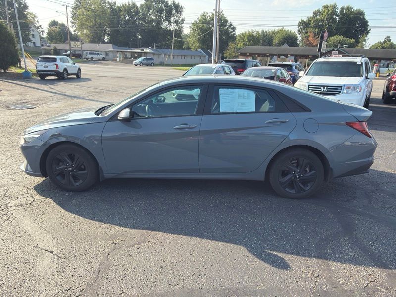 Used 2023 Hyundai Elantra Sedan