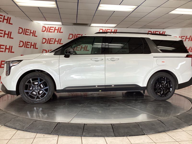 New 2026 Kia Carnival MPV Van