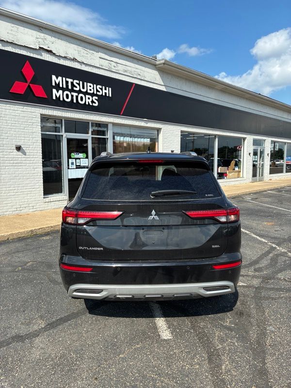 Used 2024 Mitsubishi Outlander SUV