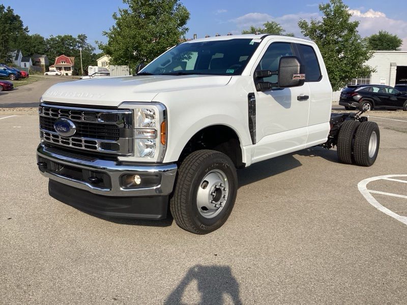 New 2026 Ford F-350SD Truck