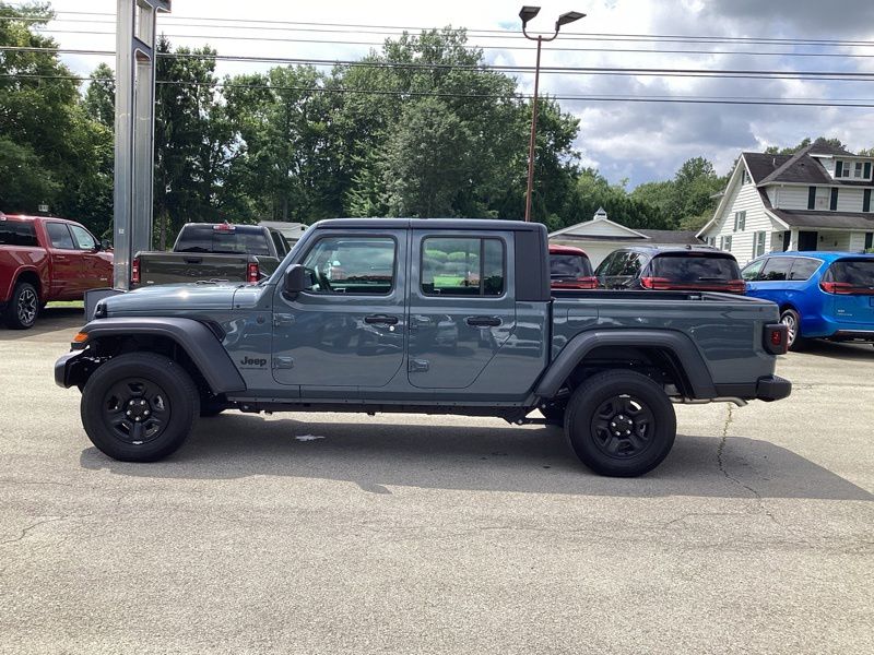 New 2026 Jeep Gladiator Truck