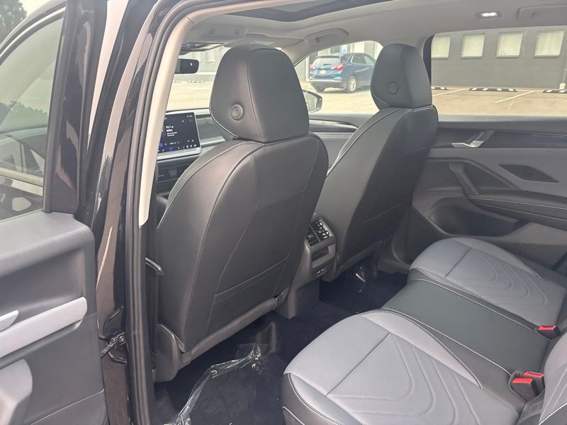 New 2026 Volkswagen Tiguan SUV