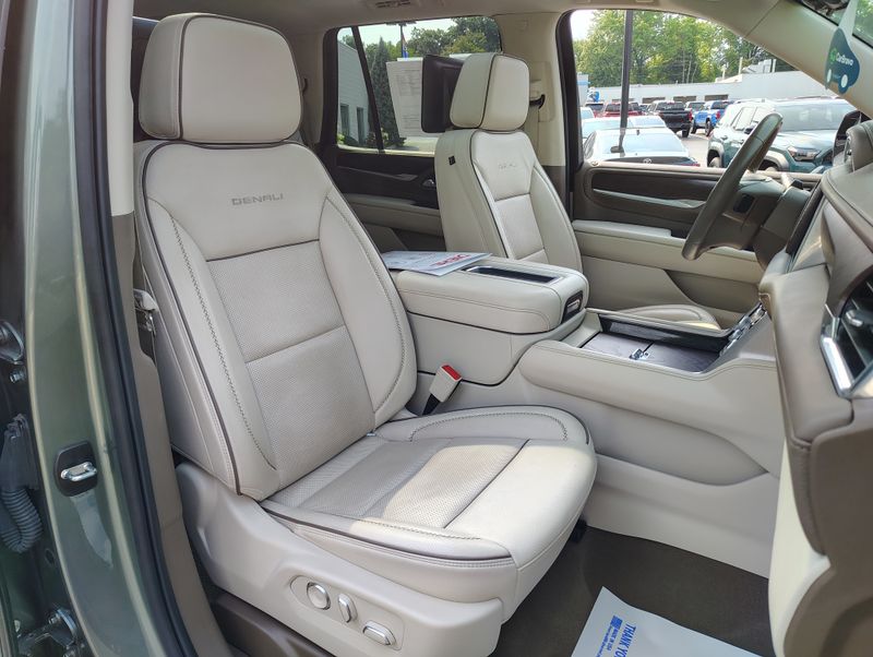 Used 2024 GMC Yukon SUV