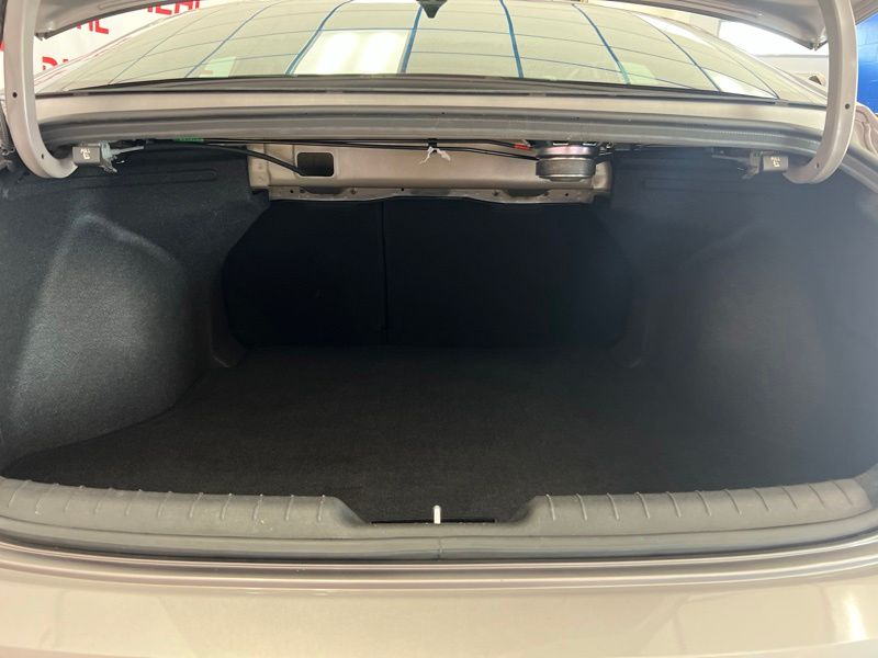 Used 2023 Hyundai Elantra Hybrid Sedan