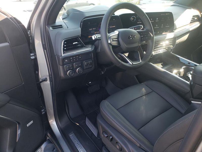 New 2026 Chevrolet Suburban SUV
