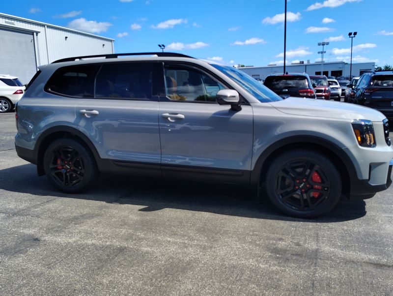 Used 2024 Kia Telluride SUV
