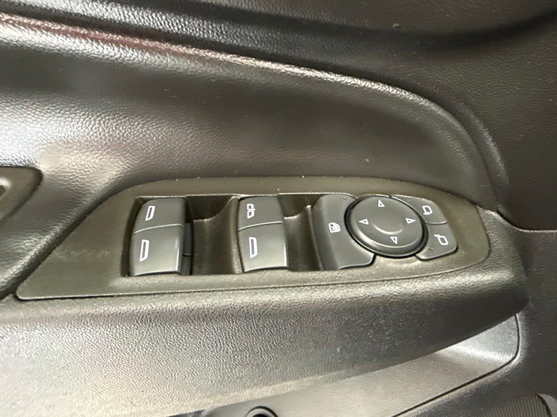 Used 2023 Chevrolet Equinox SUV
