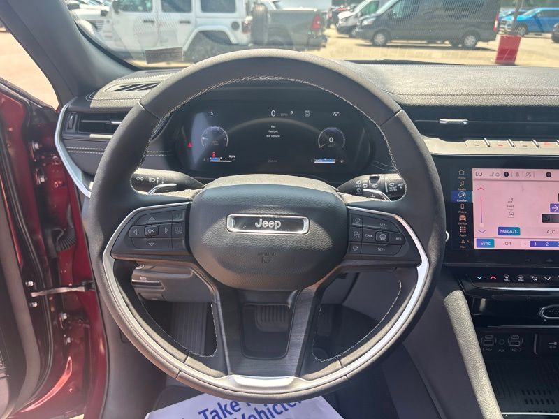 New 2026 Jeep Grand Cherokee SUV