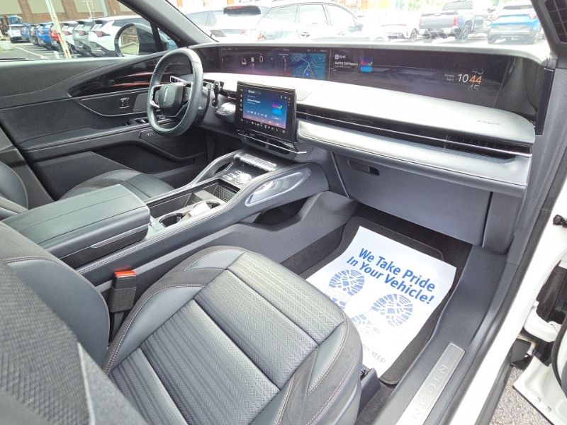 Used 2025 Lincoln Nautilus SUV