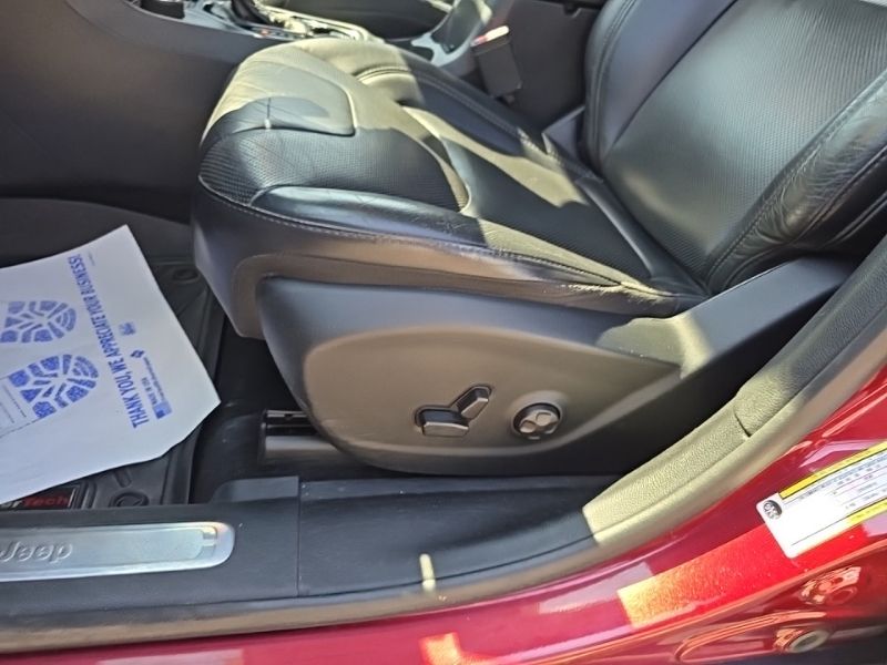 Used 2019 Jeep Cherokee SUV