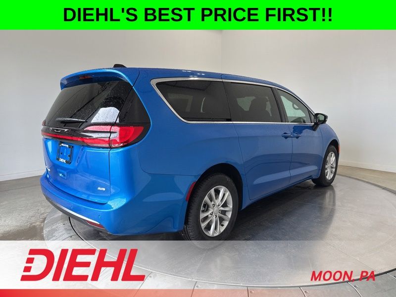 New 2027 Chrysler Pacifica Van