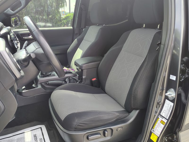 Used 2021 Toyota Tacoma Truck
